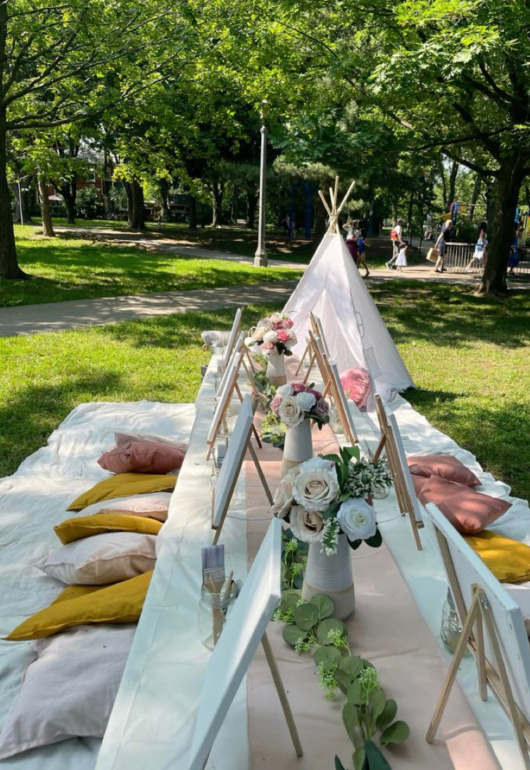 Maison Lavande Picnic calligraphy workshop